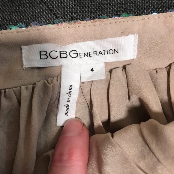BCBG generation Peachy Nude Sequin Mini skirt. Sz 4. - Picture 3 of 10
